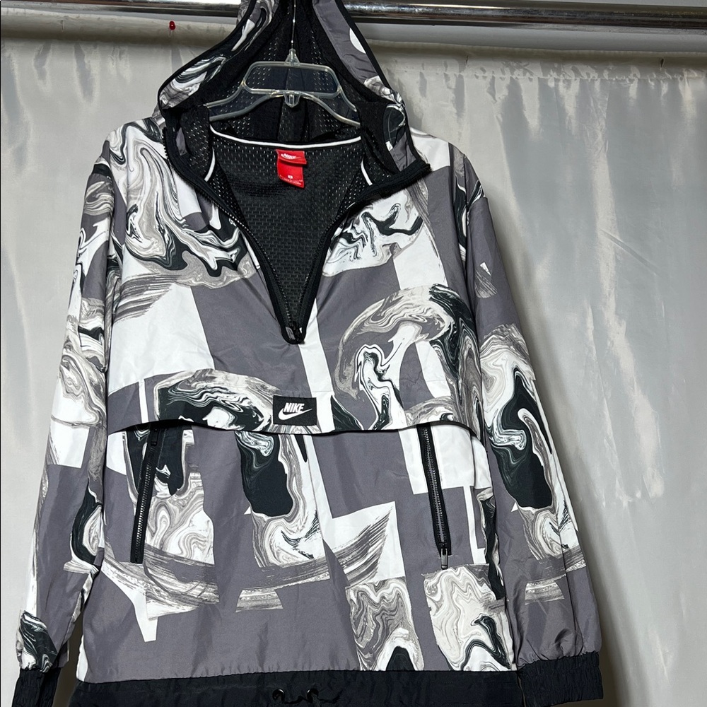 Nike Black and Gray Women's Jacket